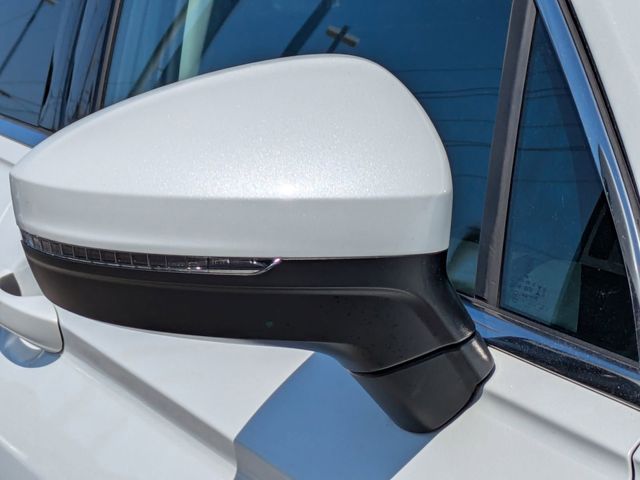 2023 Volkswagen Tiguan 2.0T SE - 11