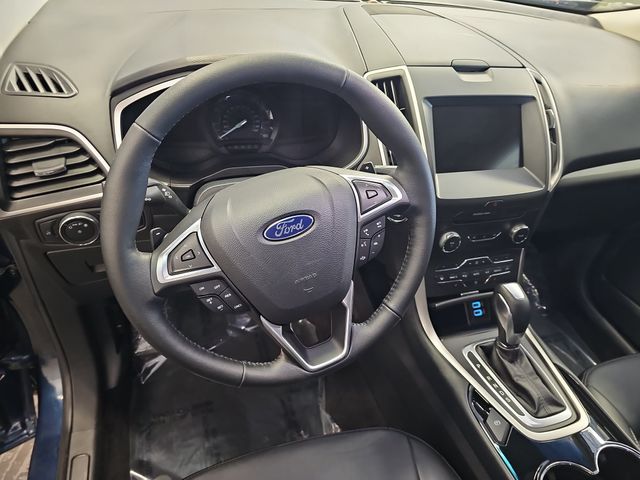 Used 2017 Blue Ford SEL image 16