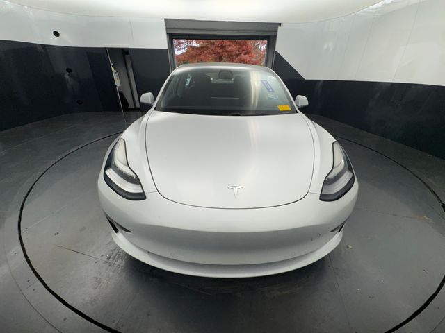 2019 Tesla Model 3 Mid Range 3