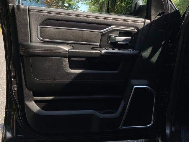 2022 Ram 2500 Laramie Crew Cab 4x4 6'4" Box