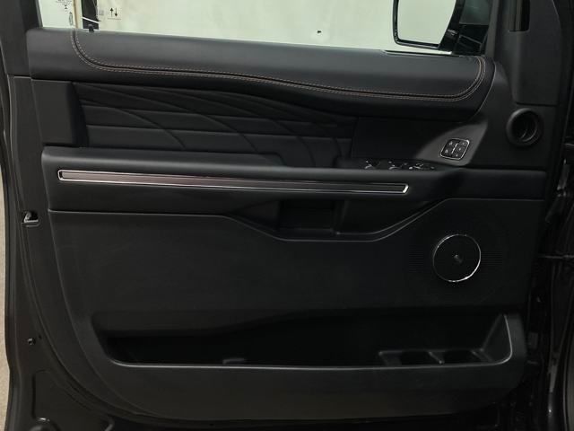 2024 Ford Expedition MAX Platinum