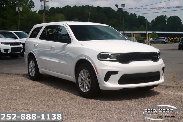 White Knuckle Clearcoat 2025 Dodge Durango SUV / Crossover Rear-Wheel Drive 8-Speed Automatic