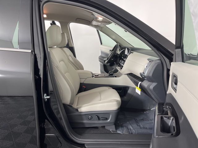 2025 Super Black Nissan Pathfinder SL 4X4 SUV