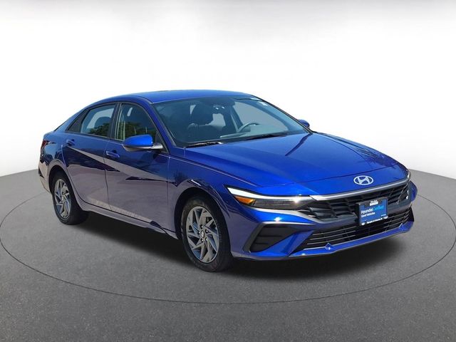 Intense Blue 2024 Hyundai Elantra Sedan Front-Wheel Drive Continuously Variable Transmission
