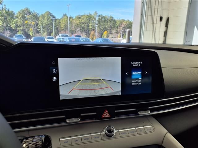 2025 Hyundai Elantra Limited photo