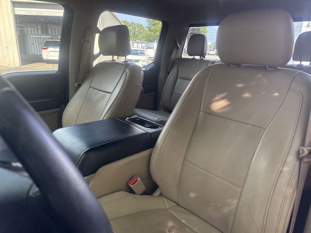 Used 2017  Ford Lariat image 15