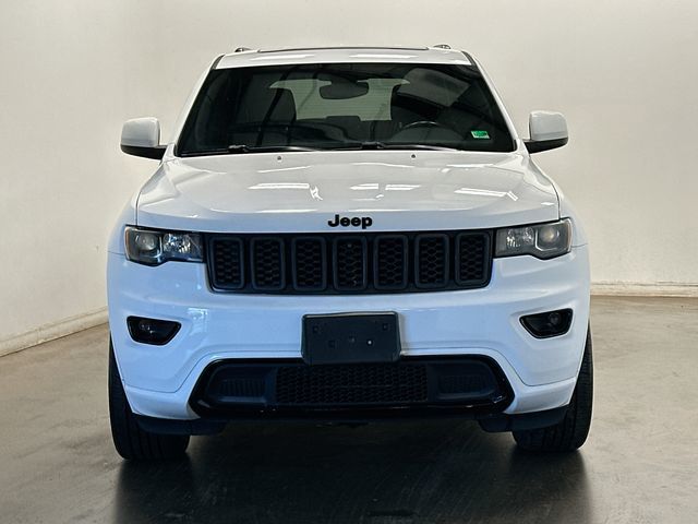 2019 Jeep Grand Cherokee Altitude White at Luther Ford