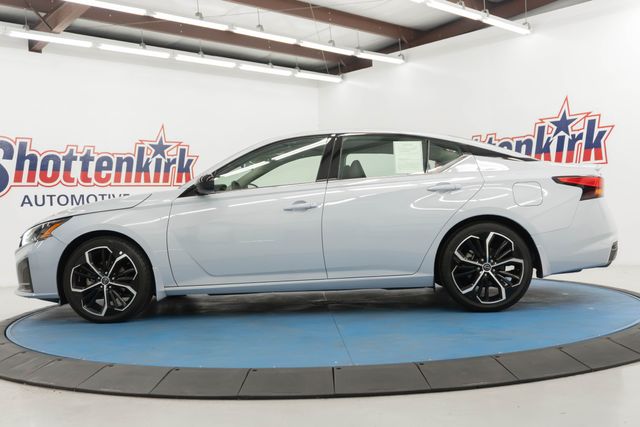 Used 2023 Nissan Altima Sedan
