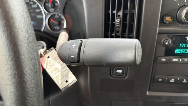 Used 2025 White Chevrolet Work Van image 28