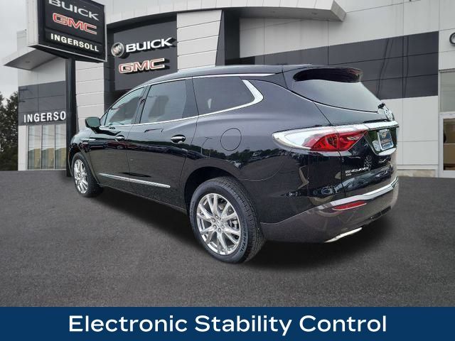 2024 Buick Enclave Essence 15