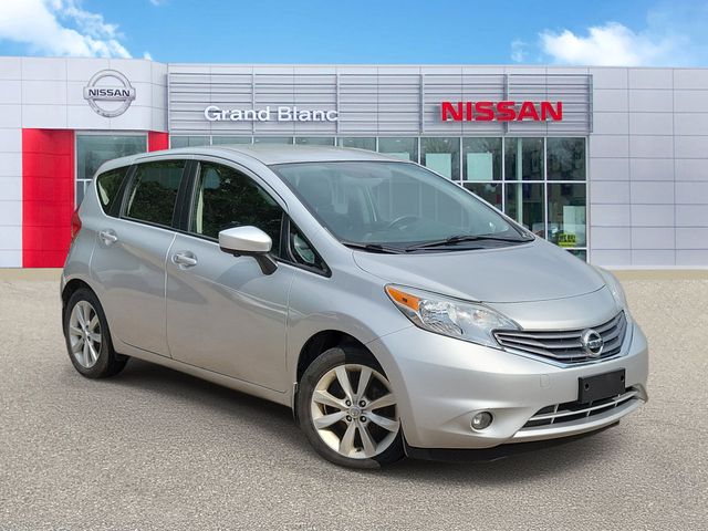 Brilliant Silver Metallic 2016 Nissan Versa Note Hatchback Front-Wheel Drive Continuously Variable Transmission