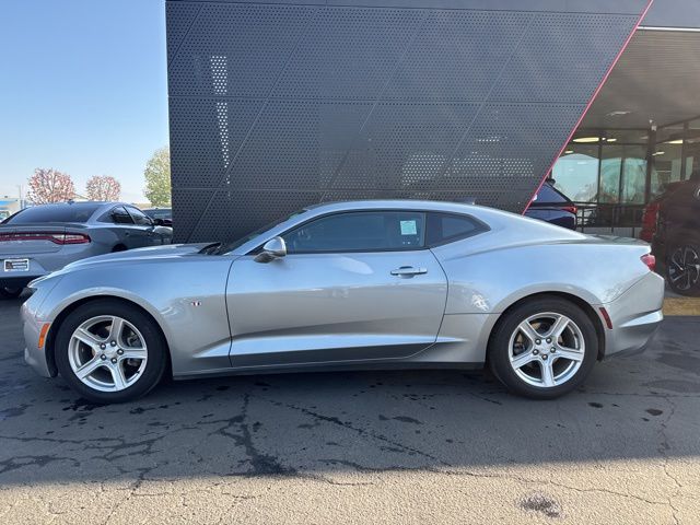 2023 Chevrolet Camaro 1LT 8