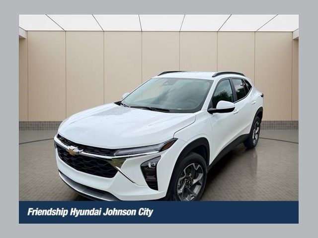 2025 Chevrolet Trax LT FWD