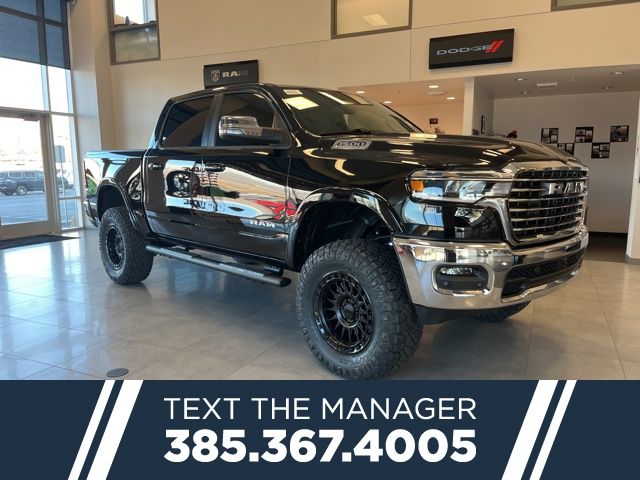 2026 RAM 1500 Laramie Crew Cab 4WD