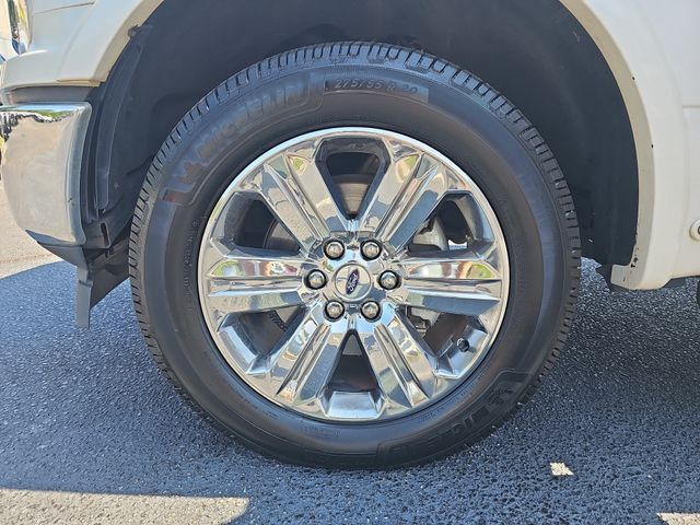 Certified Used 2019 White Ford Lariat image 34
