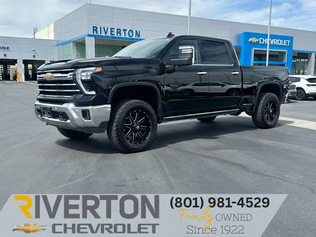 Black 2024 Chevrolet Silverado 3500HD LTZ Crew Cab 4WD Pickup Truck Four-Wheel Drive Automatic