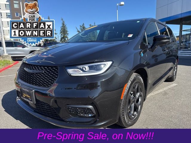 Brilliant Black Crystal Pearlcoat 2023 Chrysler Pacifica Hybrid Touring L FWD Minivan Front-Wheel Drive Continuously Variable Transmission