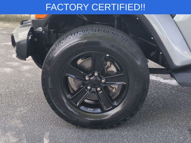 Used 2021 Silver Jeep Unlimited Sahara Altitude image 10