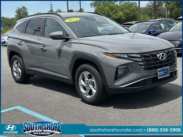 Gray 2024 Hyundai Tucson SUV / Crossover All-Wheel Drive 8-Speed Automatic