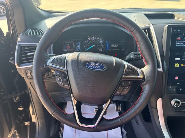 Used 2022 Ford Edge SUV