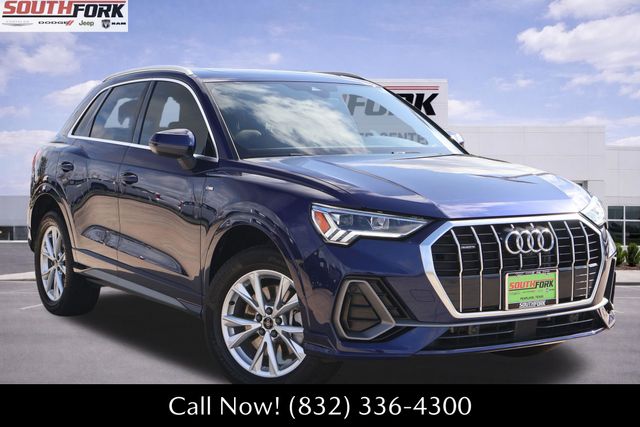 Navarra Blue Metallic 2024 Audi Q3 SUV / Crossover All-Wheel Drive 8-Speed Automatic