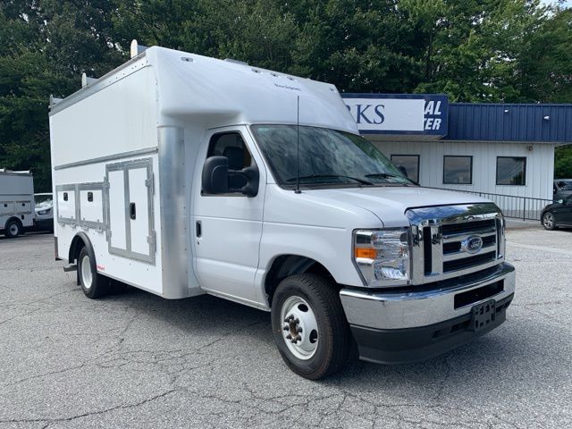 2025 Ford E-350SD Base 7