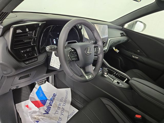 2025 Lexus TX 350 photo