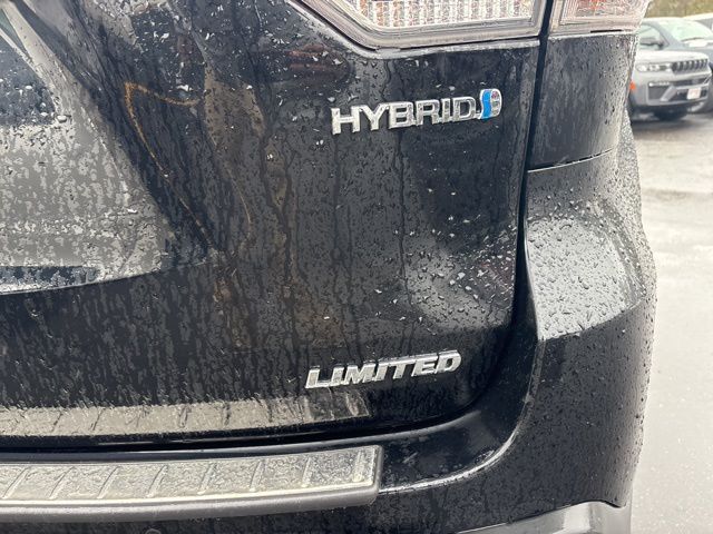 2019 Midnight Black Metallic Toyota Highlander Hybrid Limited AWD SUV