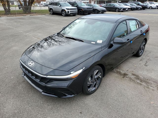 New 2025 Hyundai Elantra Hybrid For Sale in Indianapolis, IN
