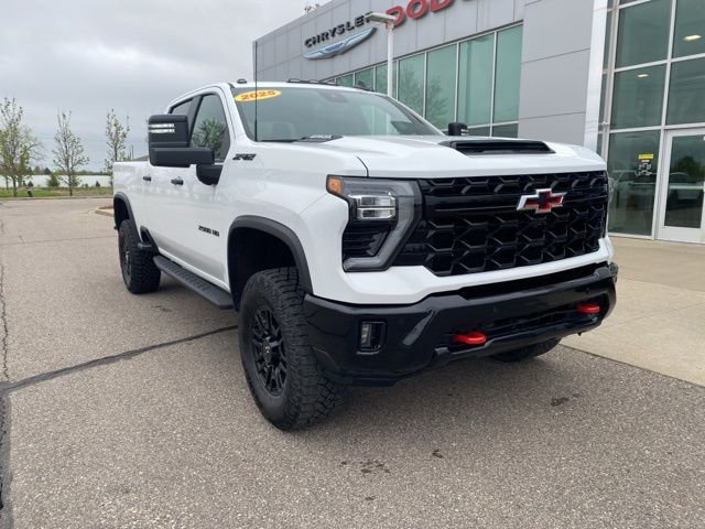 2025 Chevrolet Silverado 2500HD ZR2 - Summit White exterior view 3