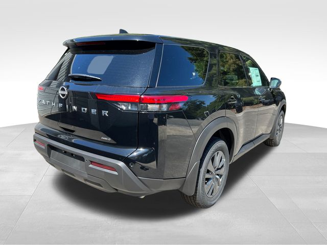 2024 Nissan Pathfinder S 11