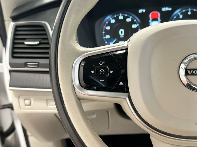 2020 Volvo XC90 T6 Momentum - 8