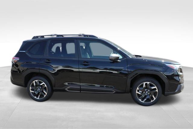 2025 Subaru Forester Limited 17