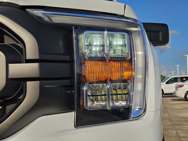 Used 2023 White Ford XLT image 9