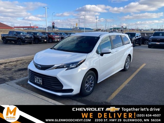 Ice Cap 2025 Toyota Sienna LE 8-Passenger AWD Minivan All-Wheel Drive Continuously Variable Transmission