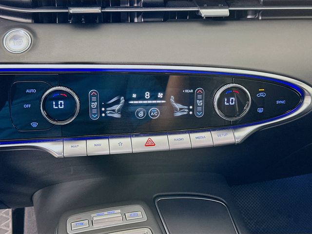 Thumbnail: 2025 Genesis GV70 - 16