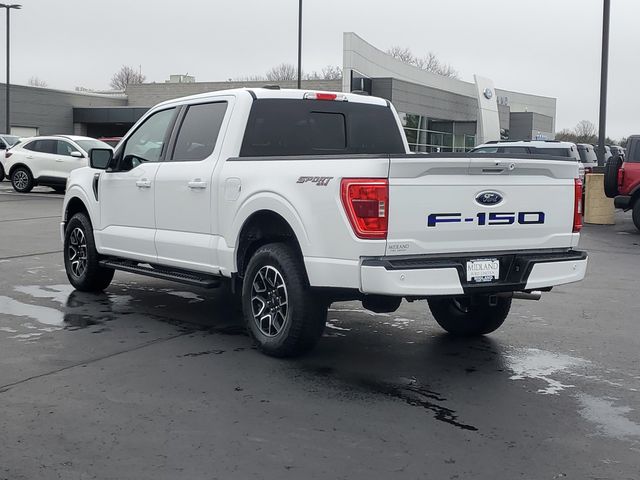 View vehicle photo 4