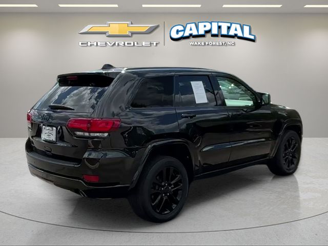 Used 2022 Black Jeep Laredo X image 6
