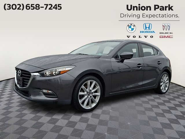 Machine Gray Metallic 2017 Mazda MAZDA3 Touring 2.5 Hatchback Hatchback Front-Wheel Drive 6-Speed Manual