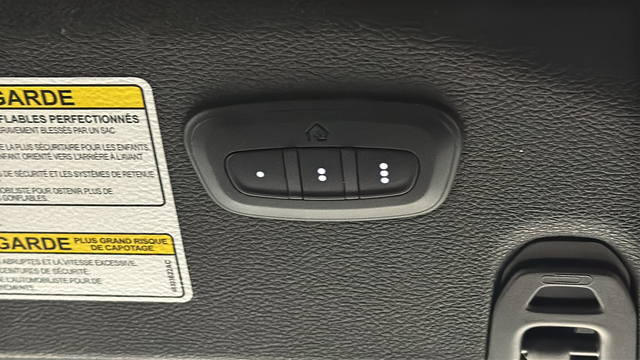Used 2021 Bright White Clearcoat Jeep Mojave image 33