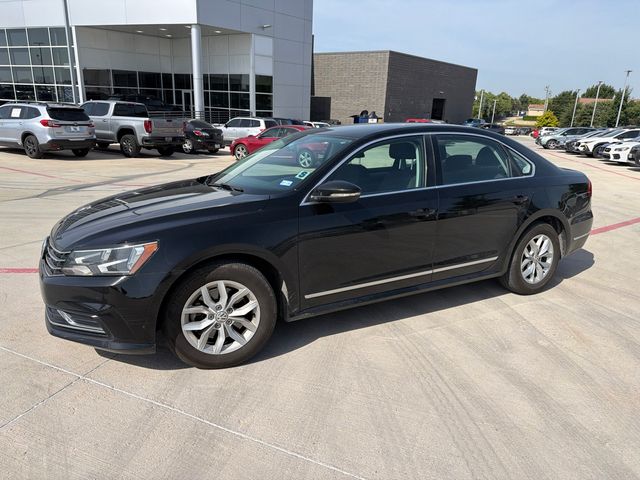 Black Uni 2016 Volkswagen Passat Sedan Front-Wheel Drive 6-Speed Automatic