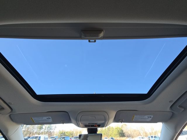 2022 Buick Enclave Avenir:C02511