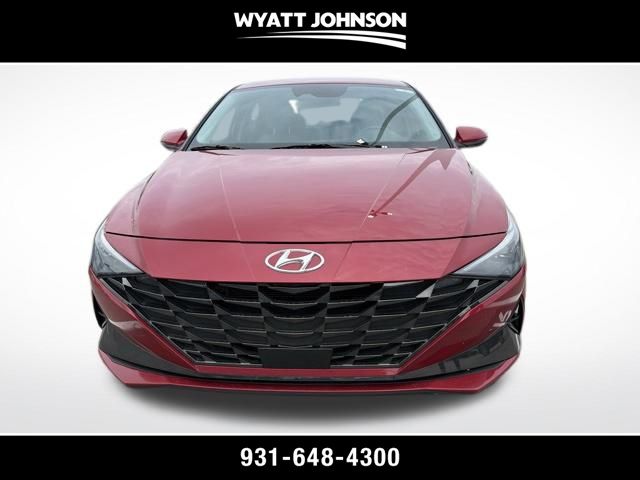 Scarlet Red Pearl 2023 Hyundai Elantra Hybrid Sedan Front-Wheel Drive 6-Speed Dual Clutch