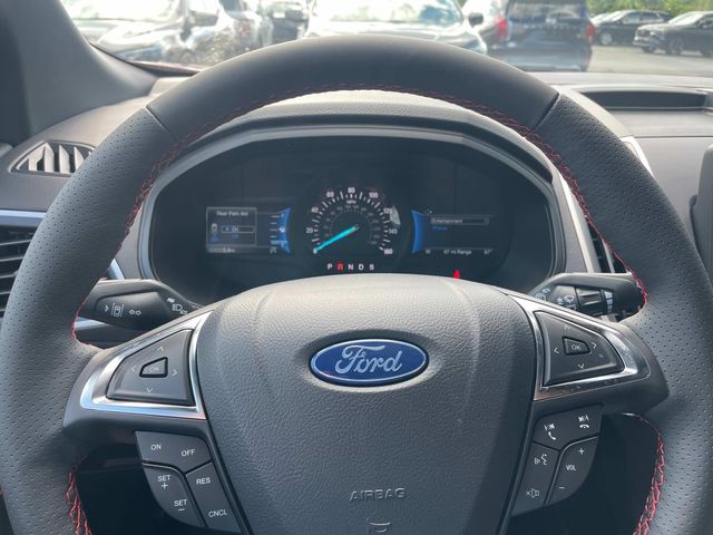 2024 Ford Edge ST Line 11