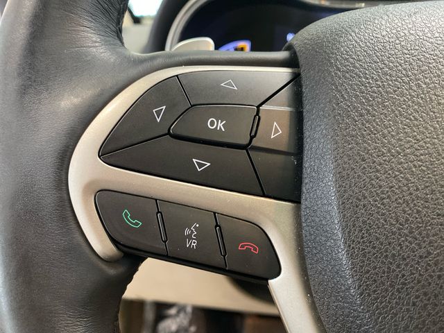 Used 2017 White Jeep Limited image 22