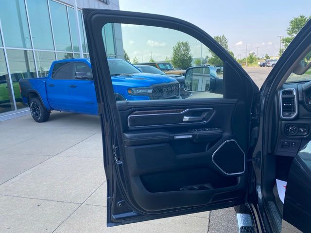 2020 Ram 1500 Laramie - Steel Metallic exterior view 9