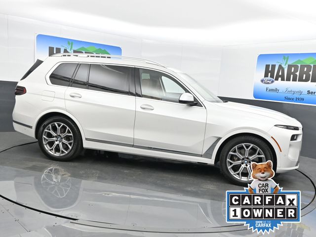 2023 BMW X7 xDrive40i photo