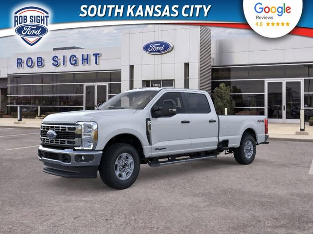 Oxford White 2026 Ford F-250 Super Duty Pickup Truck Four-Wheel Drive Automatic