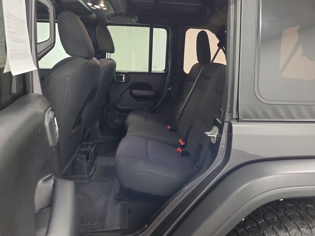 2021 – Jeep – Wrangler