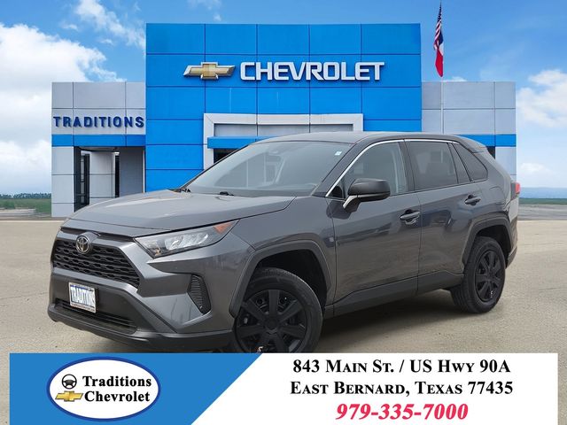 2022 Toyota RAV4 LE - 0